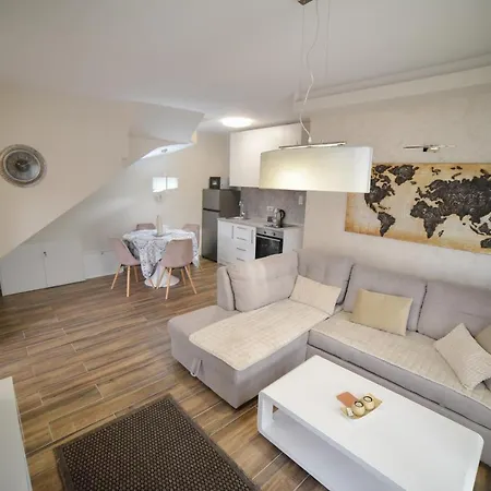 Gold Gondola Premium * Ribnica (Cajetina)