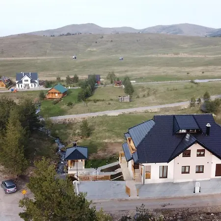 Apartment Gold Gondola Premium Ribnica (Cajetina)