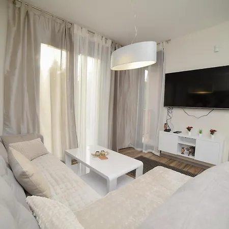 Gold Gondola Premium Apartment