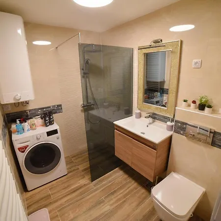 Apartment Gold Gondola Premium