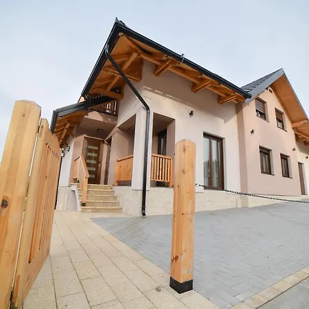 Gold Gondola Premium Apartment