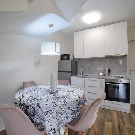 Apartment Gold Gondola Premium Ribnica (Cajetina)