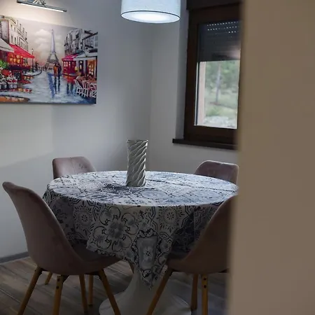 Gold Gondola Premium Apartment *