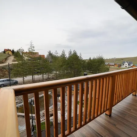 Gold Gondola Premium Apartment *